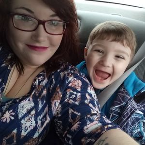 Meet your Posher, Melissa louise